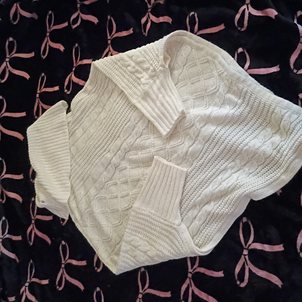 Hannah Cream Cable Knit Pullover Poncho Style Top Size L/XL EUC - Picture 2 of 6